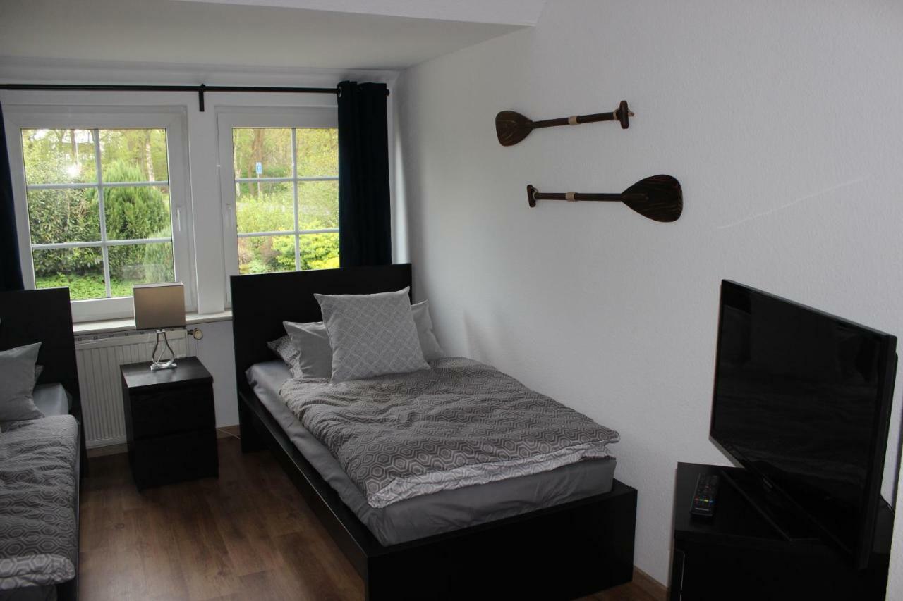 Ferienhaus An Der Grenze Zu Hamburg Zentrale Lage Ной-Вульмсторф Экстерьер фото