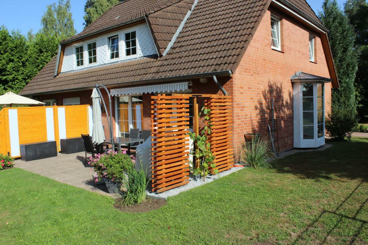 Ferienhaus An Der Grenze Zu Hamburg Zentrale Lage Ной-Вульмсторф Экстерьер фото